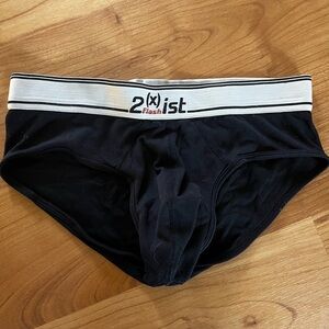 2xist Black Flash Briefs Classic Contoured Design